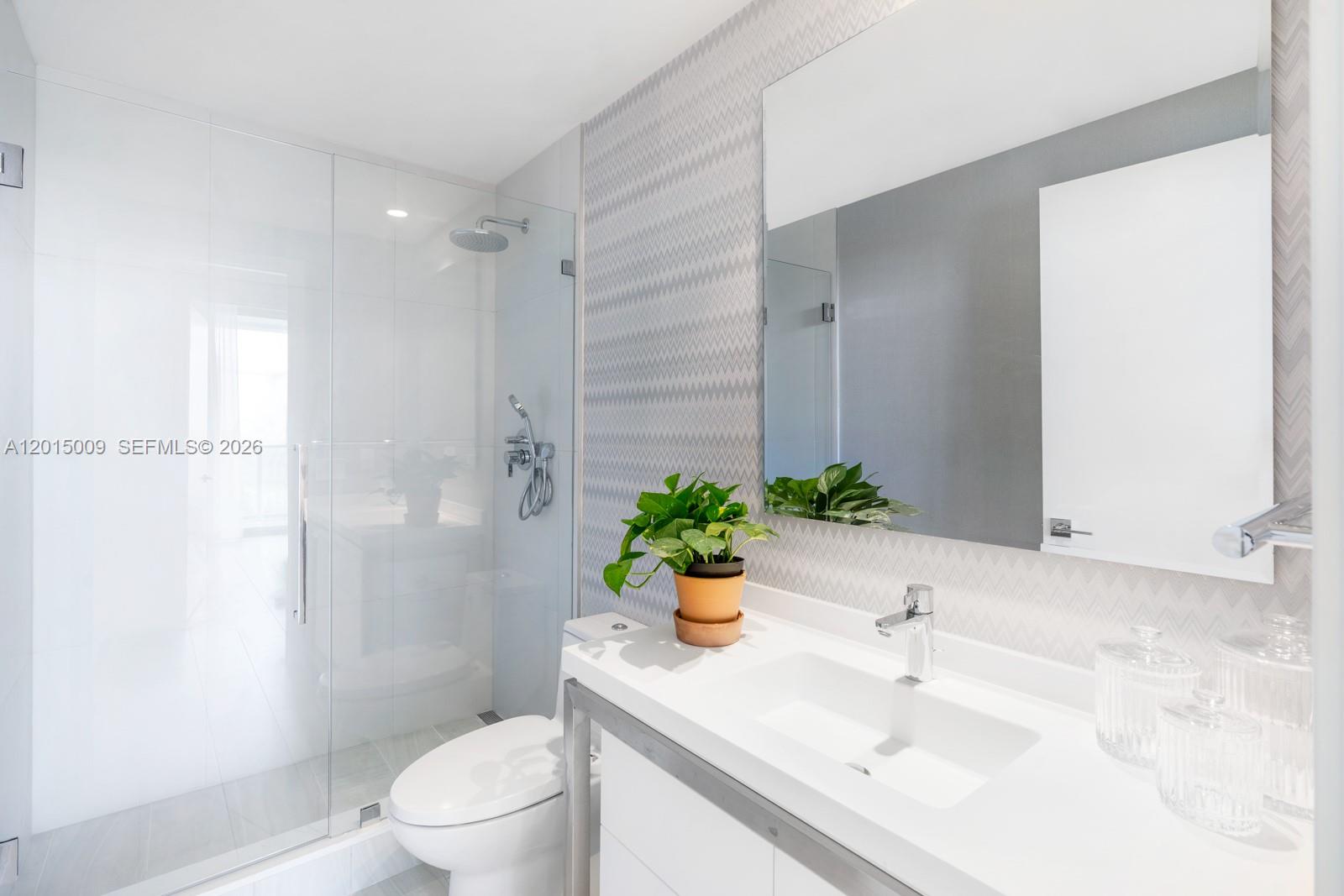 METROPICA NORTH TOWER ONE - Residential