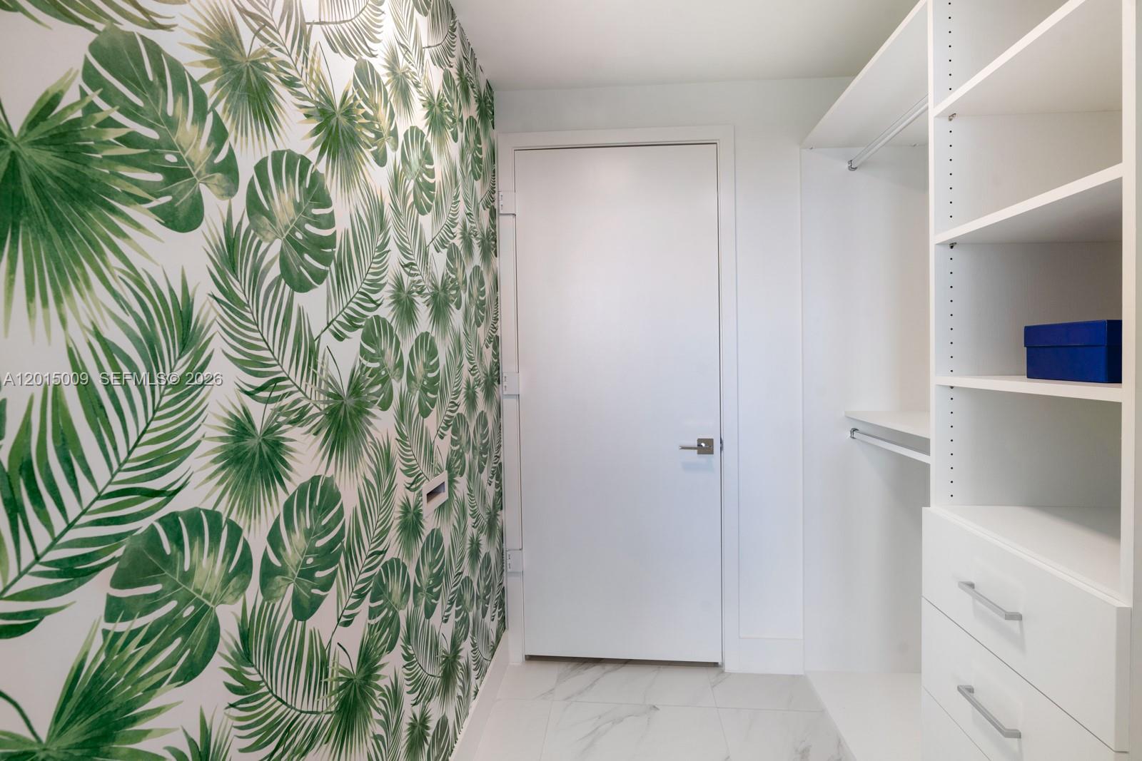 METROPICA NORTH TOWER ONE - Residential