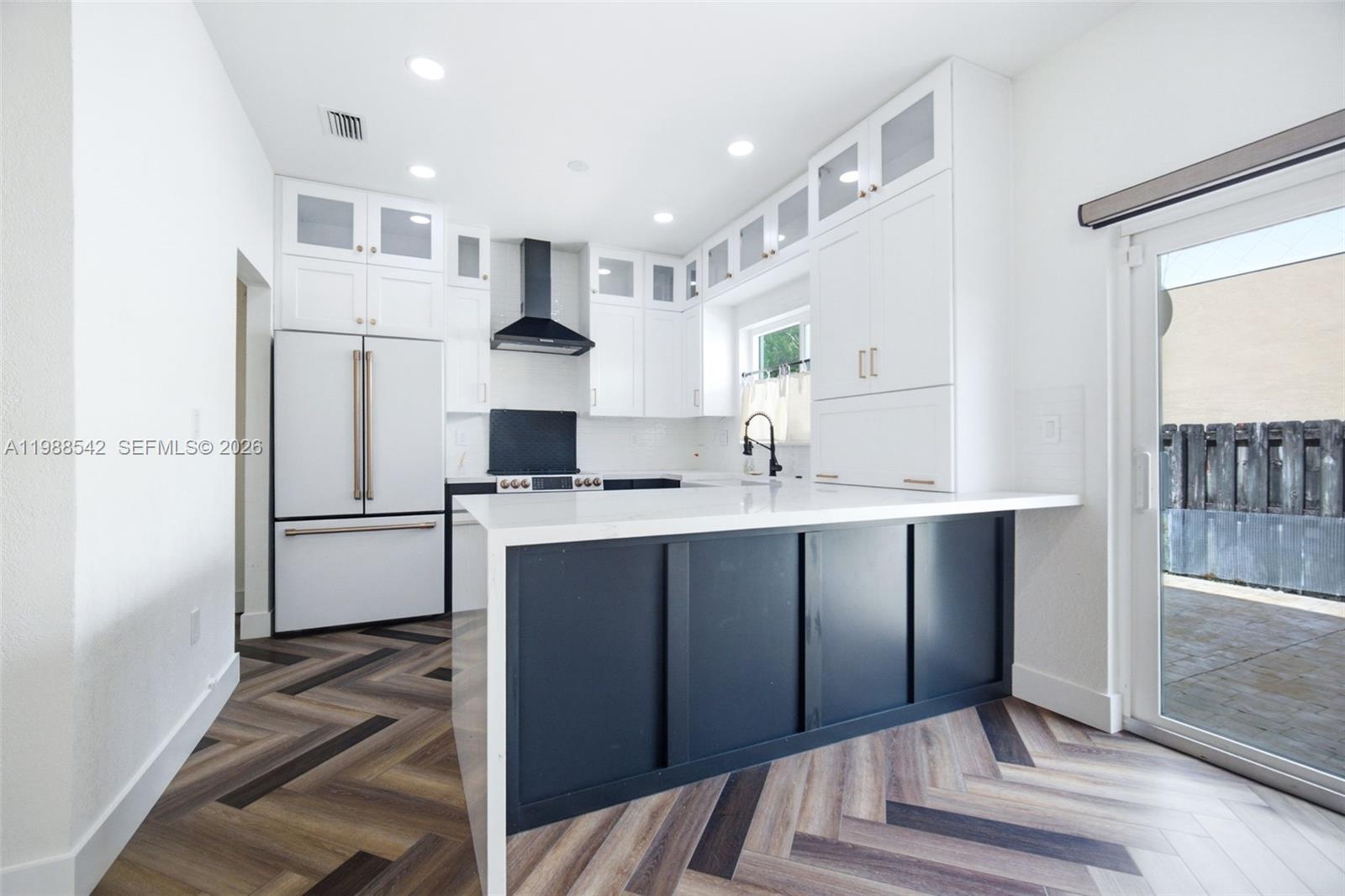 BELLAGIO AT VIZCAYA - Residential