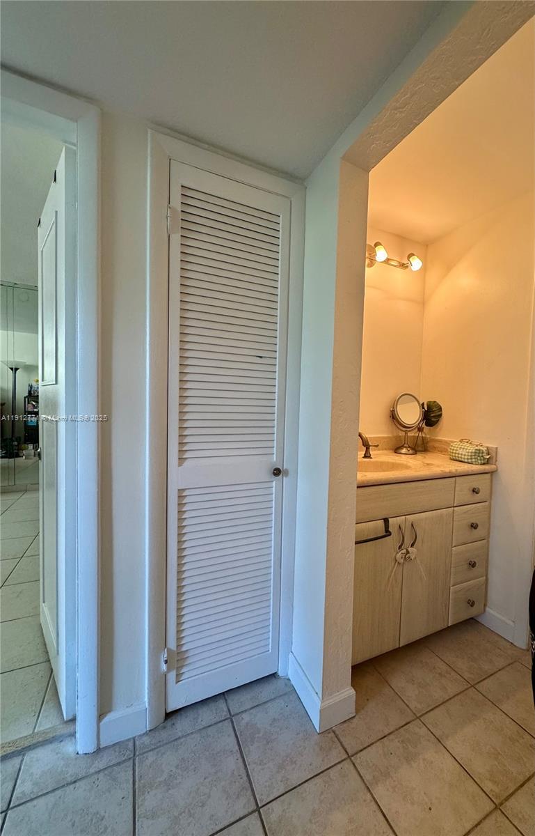 EASTERN PARKVIEW CONDO - Residential