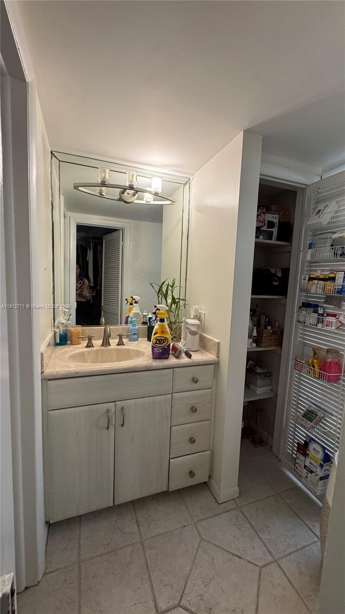 EASTERN PARKVIEW CONDO - Residential