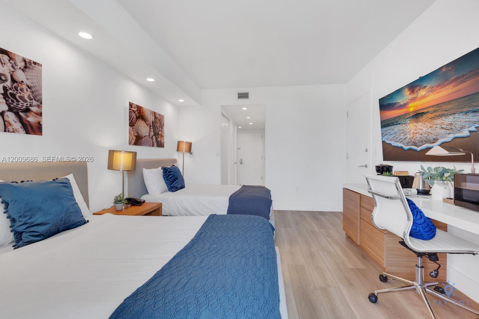 BEACHWALK CONDOMINIUM - Residential