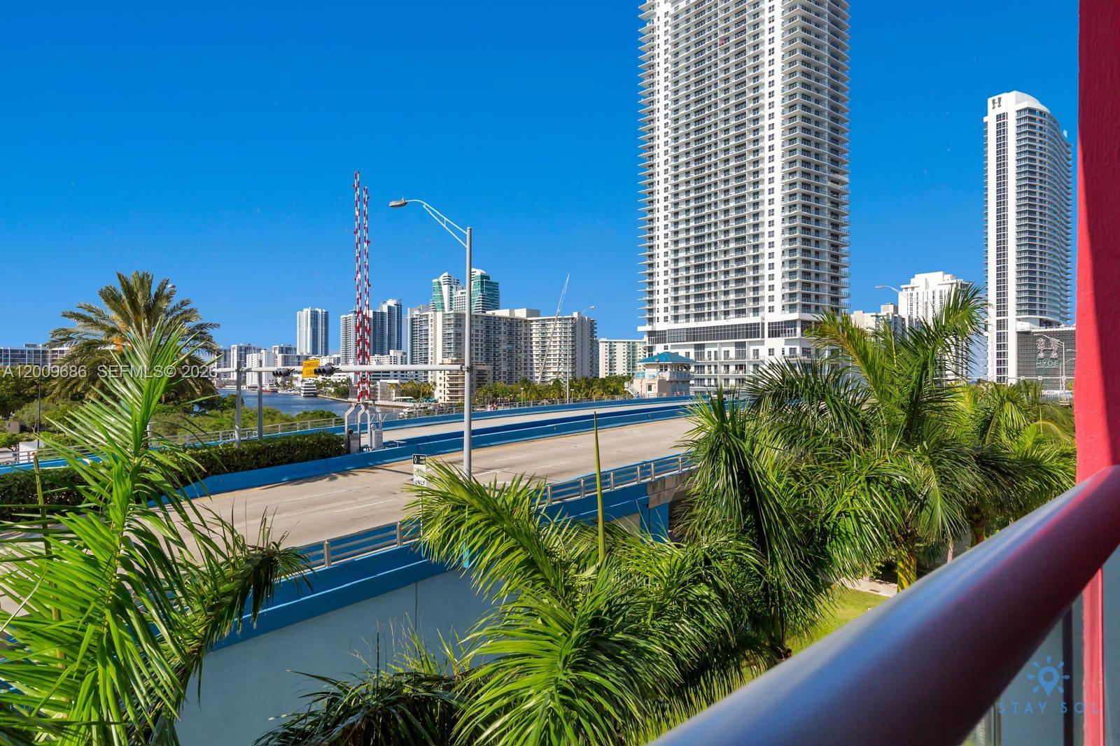 BEACHWALK CONDOMINIUM - Residential