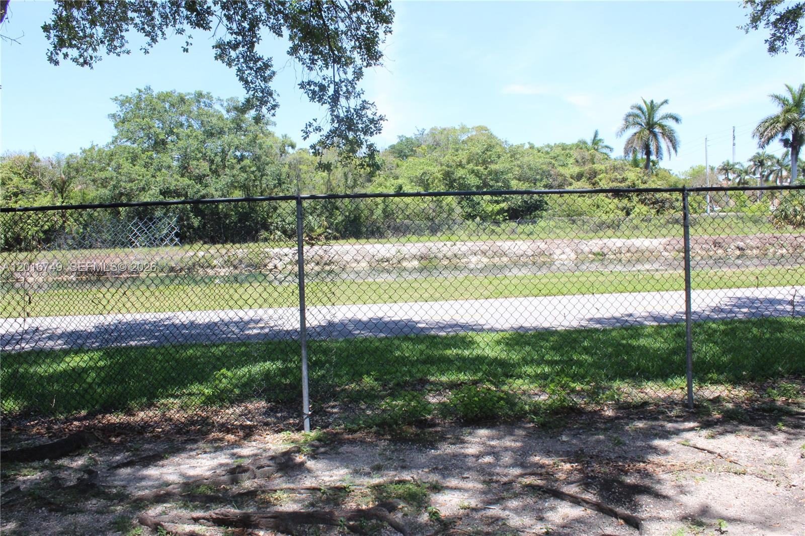 CARIBBEAN ISLES VILLAS CO - Residential Lease