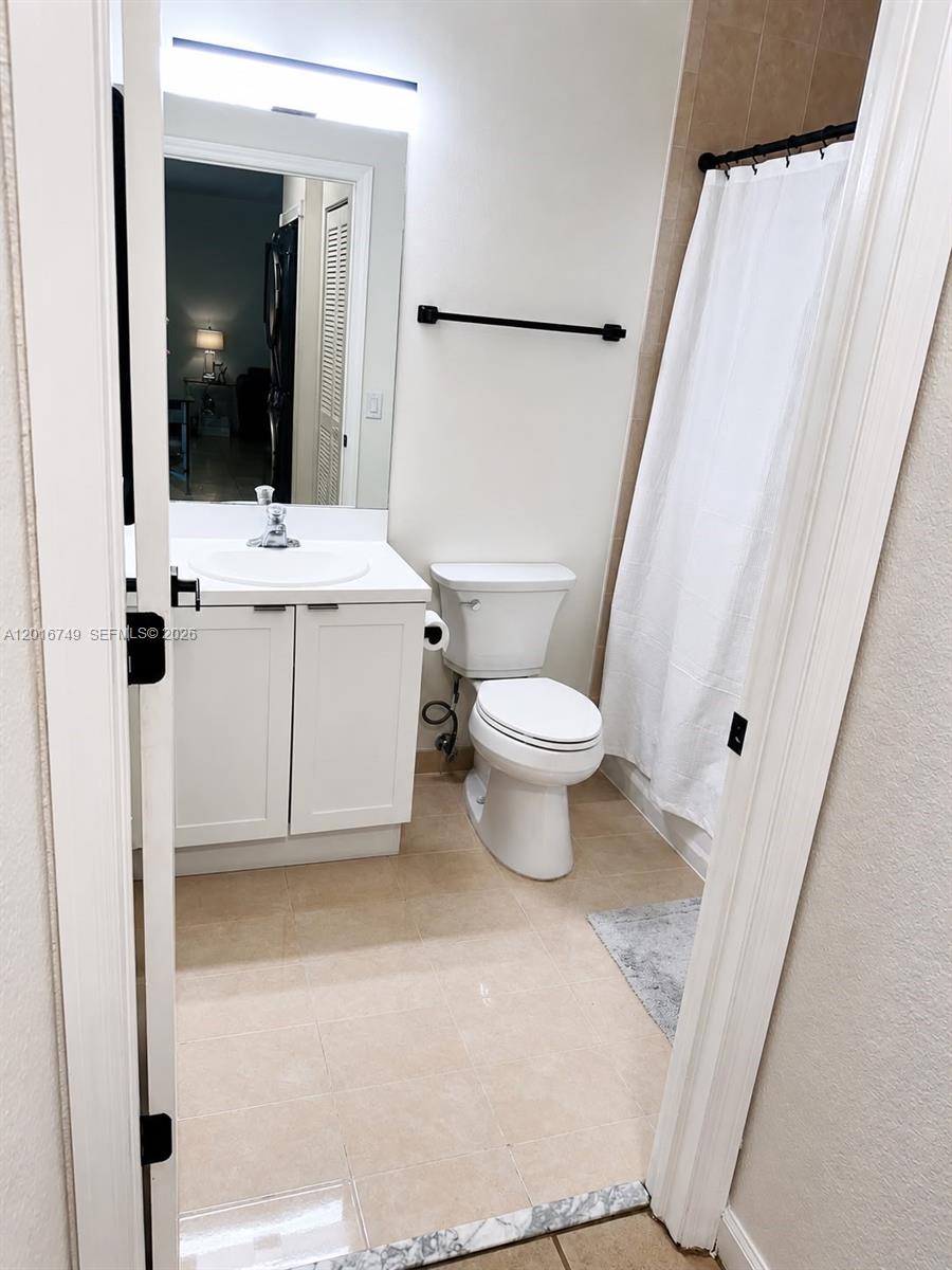 CARIBBEAN ISLES VILLAS CO - Residential Lease
