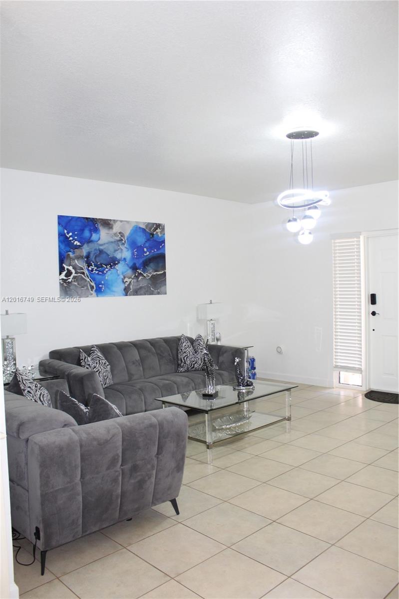 CARIBBEAN ISLES VILLAS CO - Residential Lease