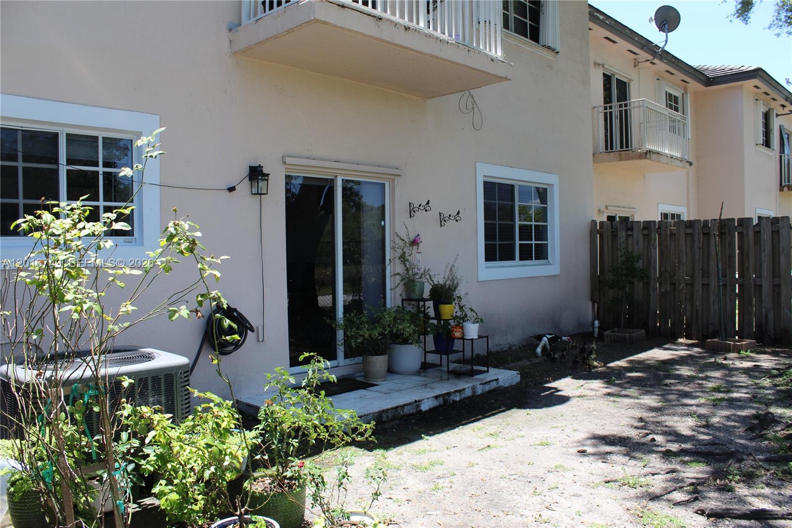 CARIBBEAN ISLES VILLAS CO - Residential Lease