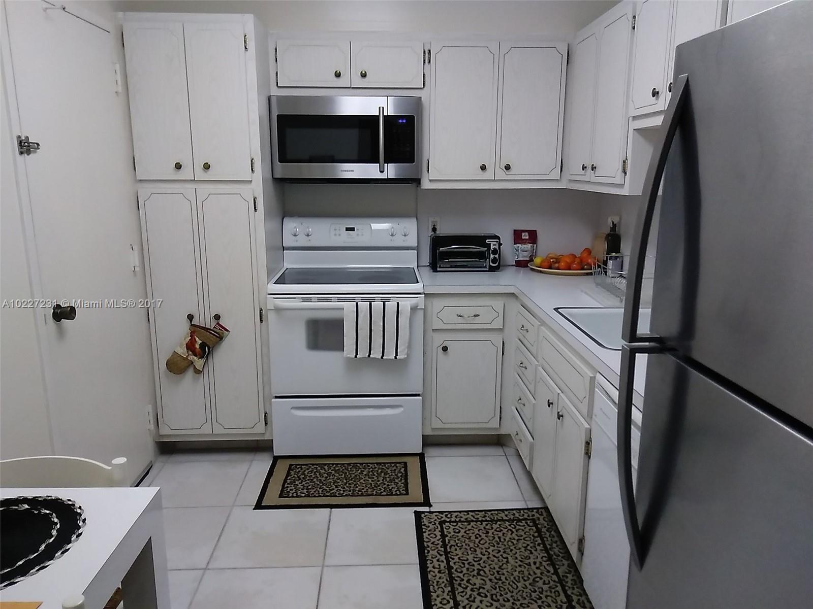 HEMISPHERES CONDO - Residential Lease