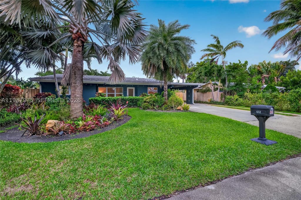 Photo of 632 NW 28th Ct, Wilton Manors, FL 33311 (MLS # A11987975)