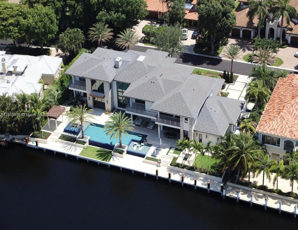 BAY COLONY SECTION OF THE - Residential