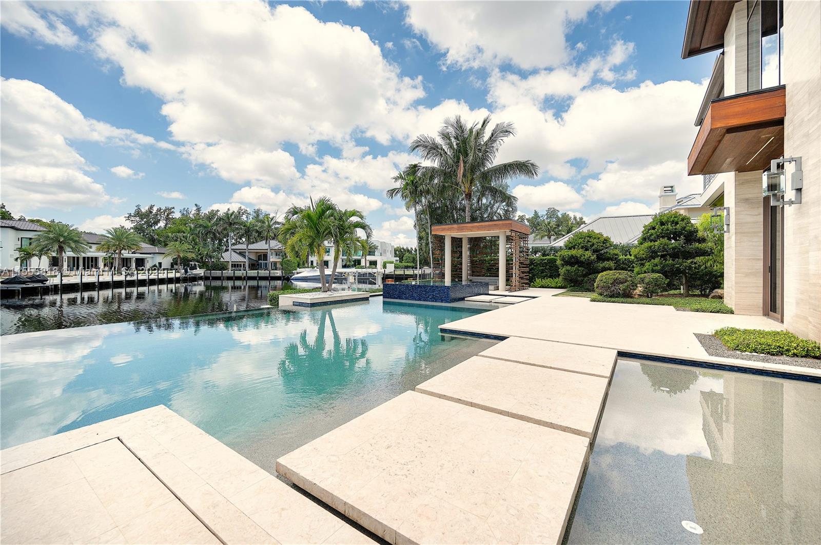 BAY COLONY SECTION OF THE - Residential