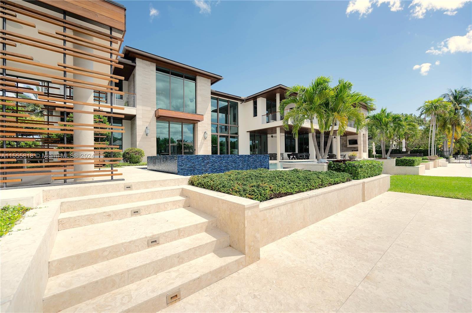 BAY COLONY SECTION OF THE - Residential