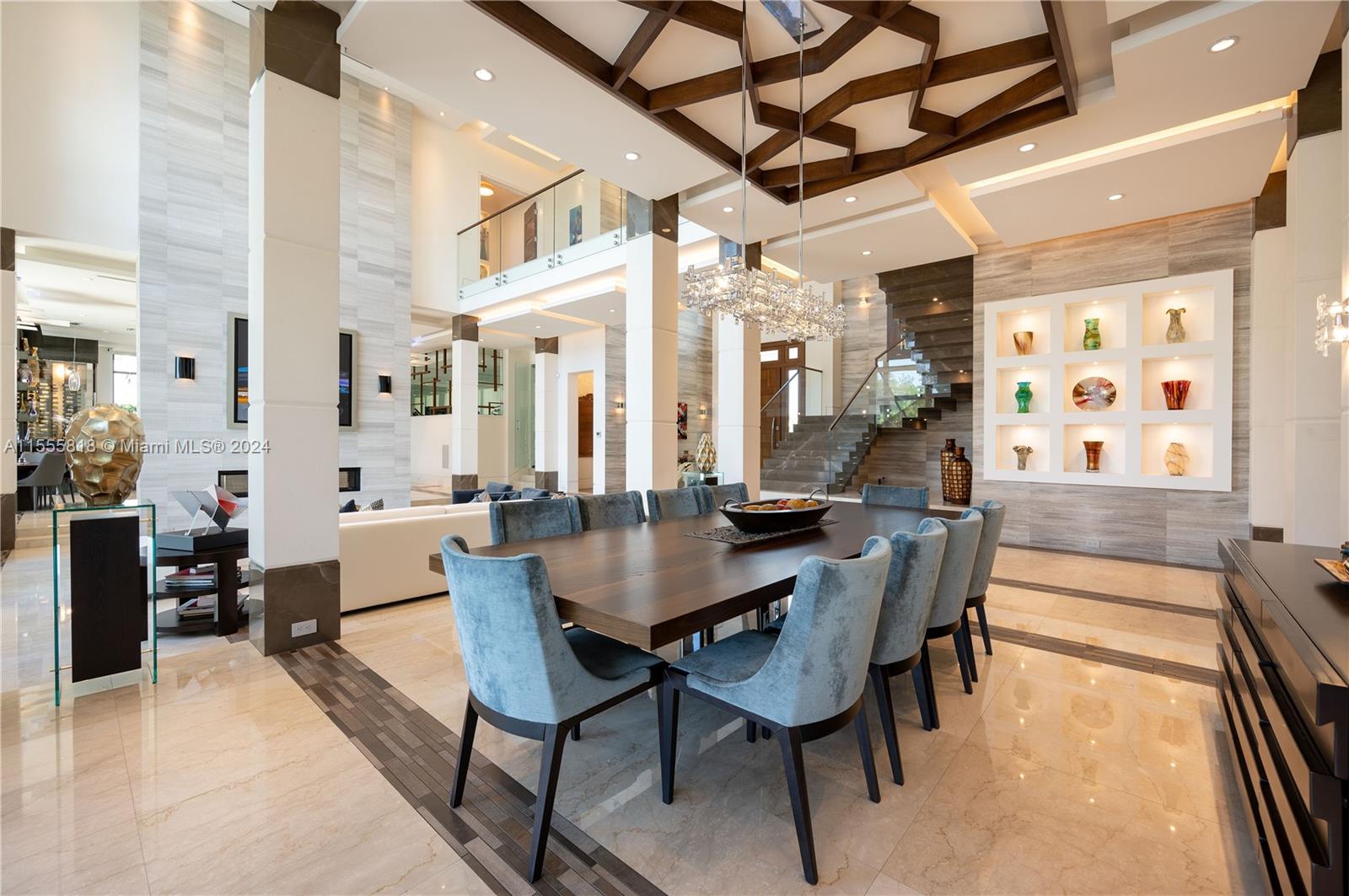 BAY COLONY SECTION OF THE - Residential
