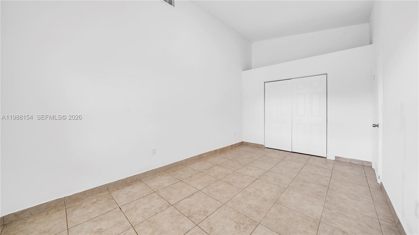 LA PLACIDA VILLAS - Residential Lease