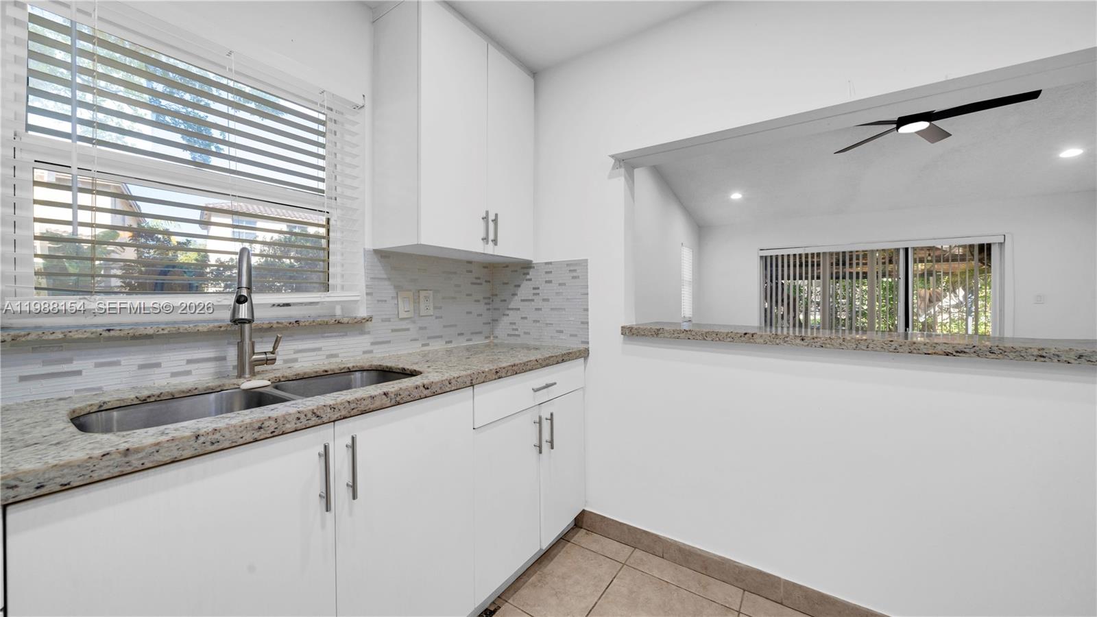 LA PLACIDA VILLAS - Residential Lease