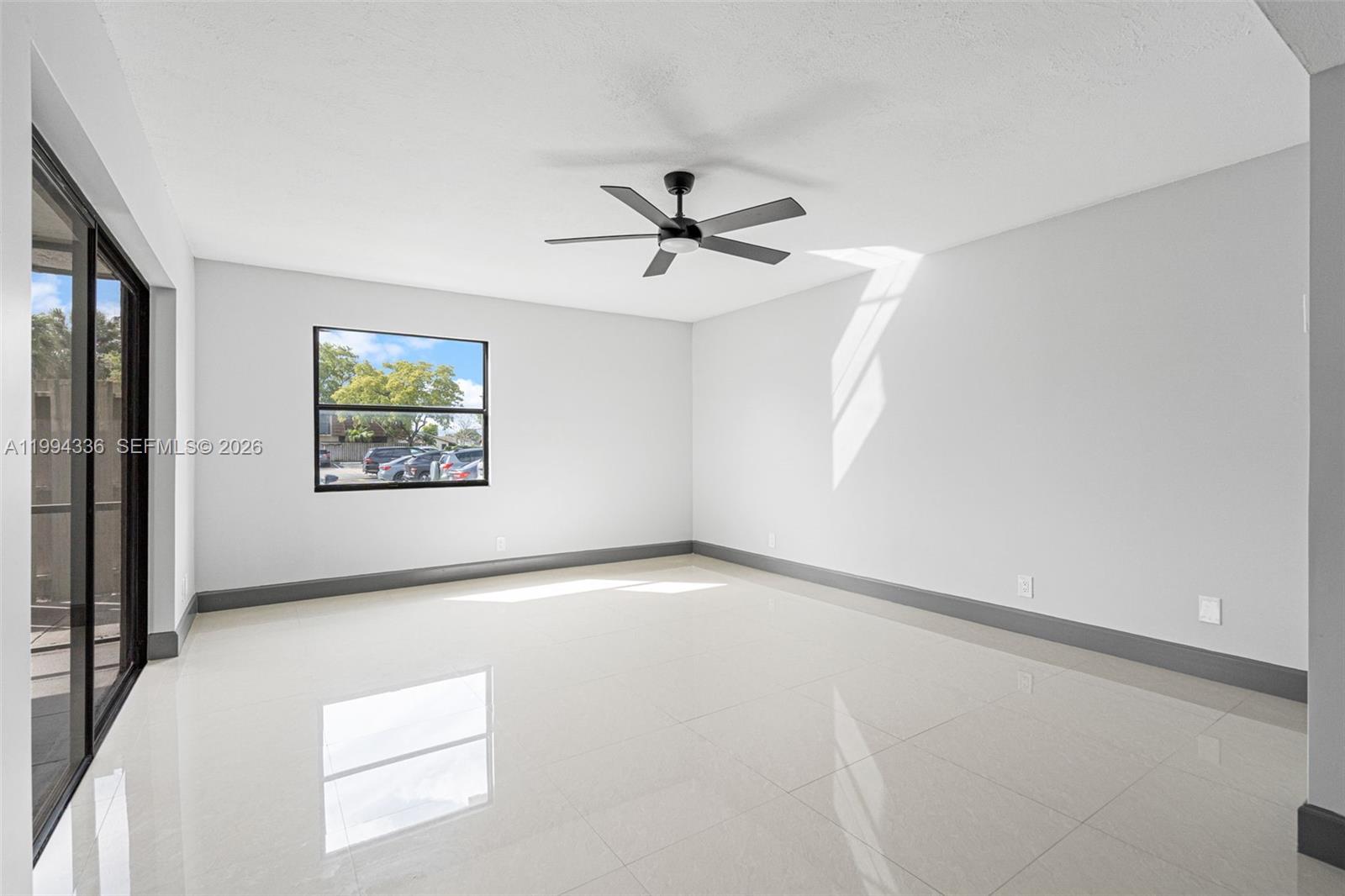 SPRINGTREE LAKES - Residential