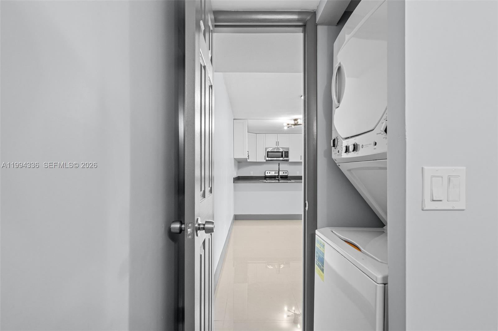 SPRINGTREE LAKES - Residential