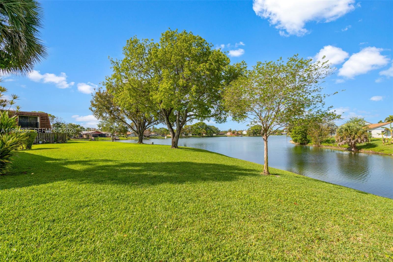 SPRINGTREE LAKES - Residential