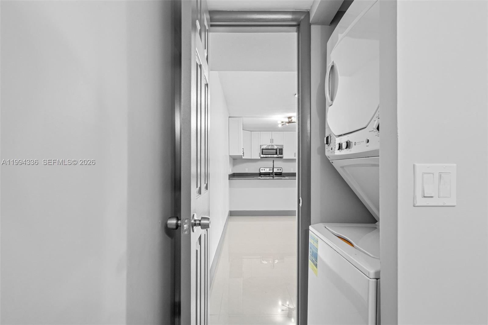 SPRINGTREE LAKES - Residential