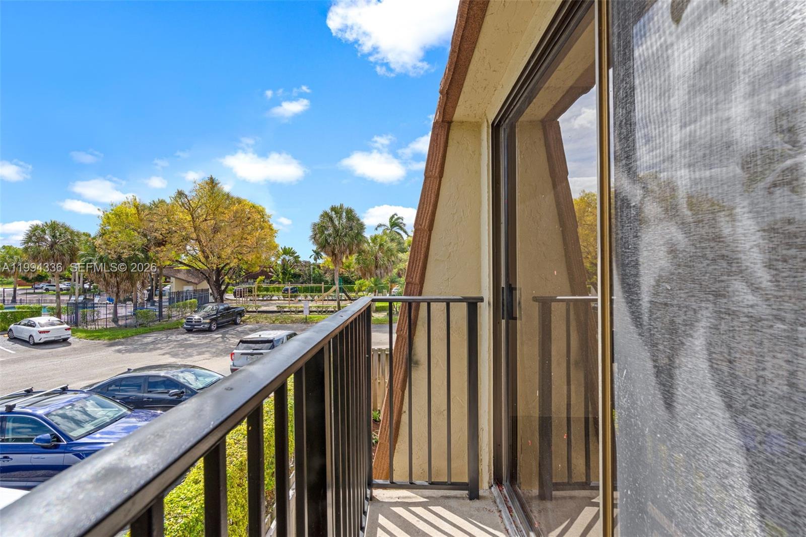 SPRINGTREE LAKES - Residential