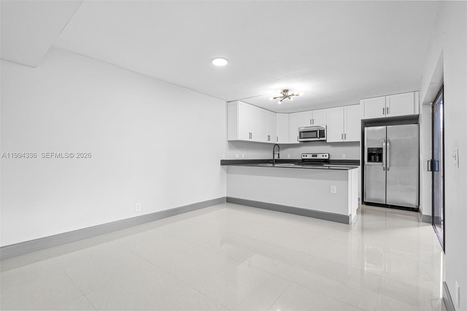 SPRINGTREE LAKES - Residential