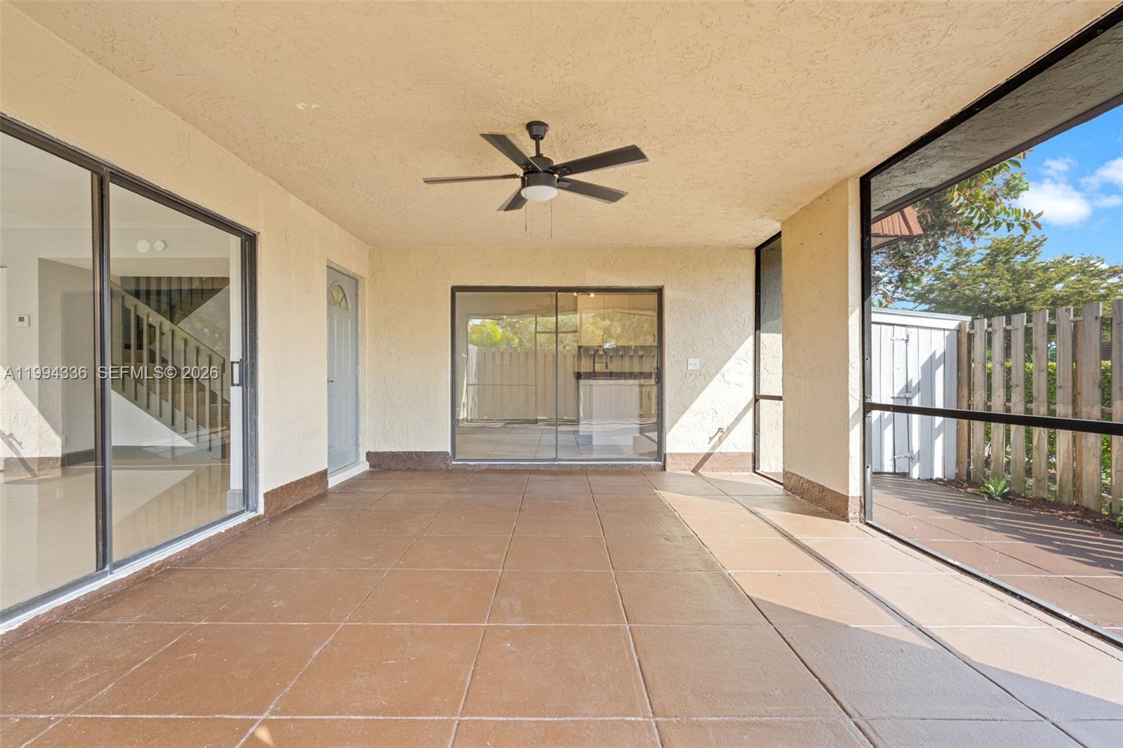 SPRINGTREE LAKES - Residential