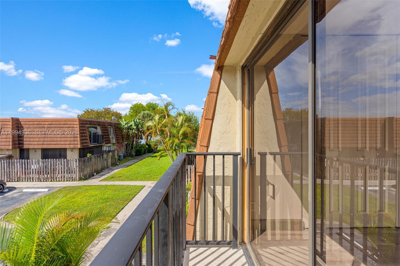 SPRINGTREE LAKES - Residential