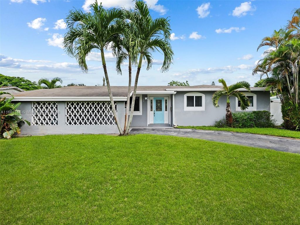 Photo of 4759 NW 4th St, Plantation, FL 33317 (MLS # A11662115)