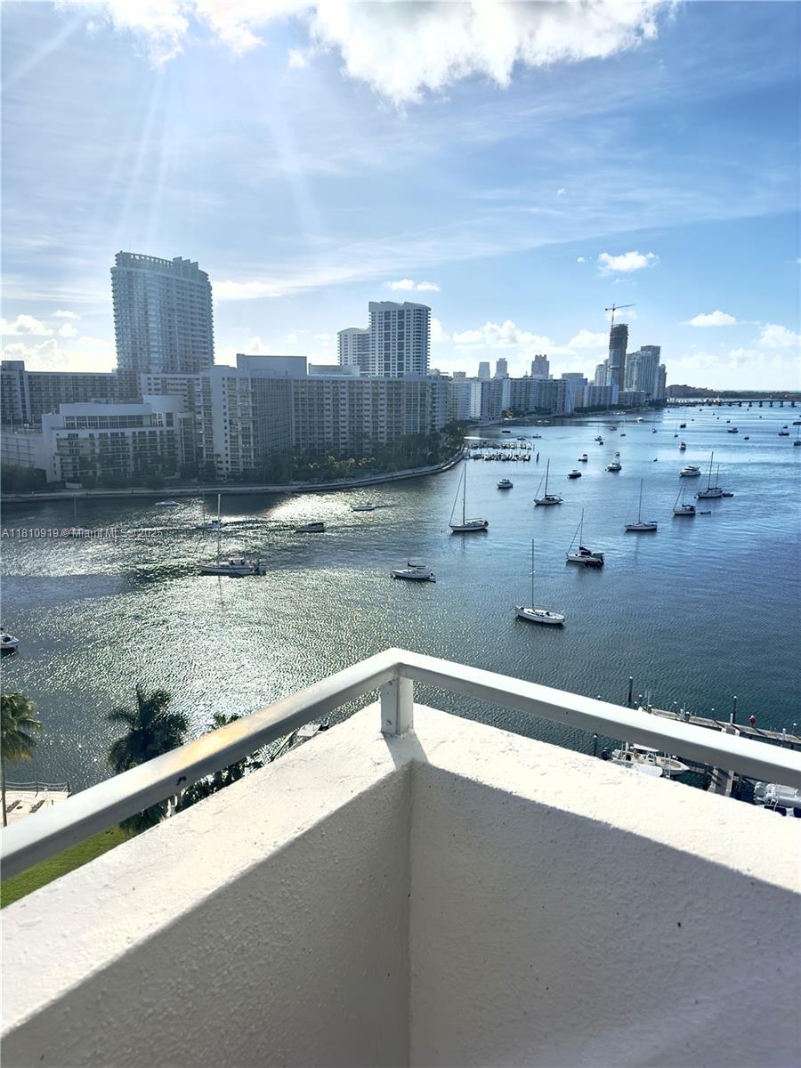 Rental Property at 11 Island Ave 1504, Miami Beach, Miami-Dade County, Florida - Bedrooms: 2 
Bathrooms: 2  - $6,000 MO.