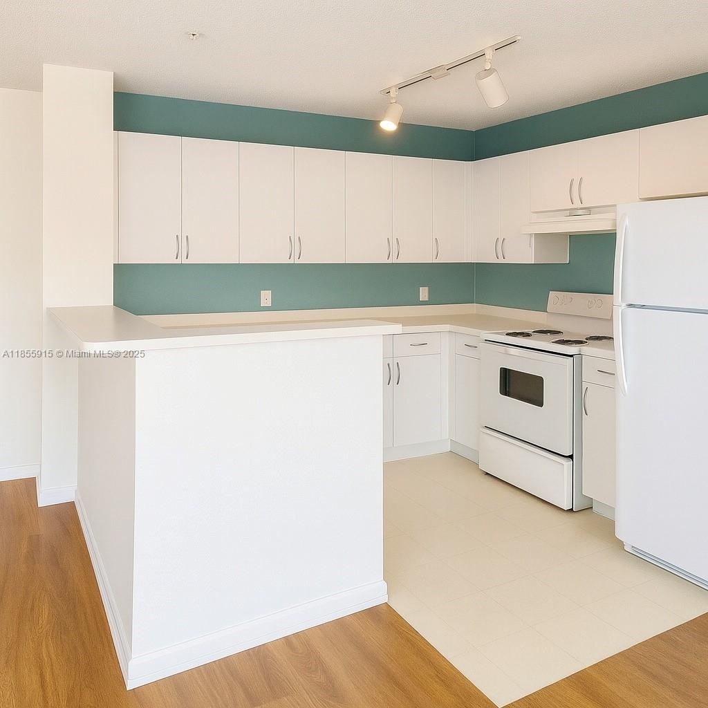2021 Renaissance Blvd 208
