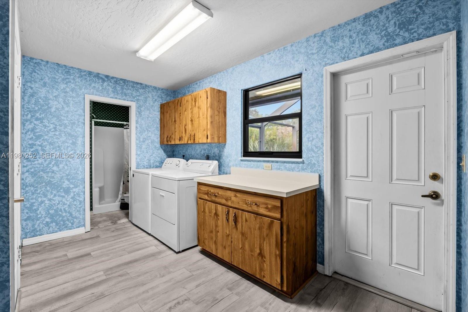 WEST MEADOWS - Residential