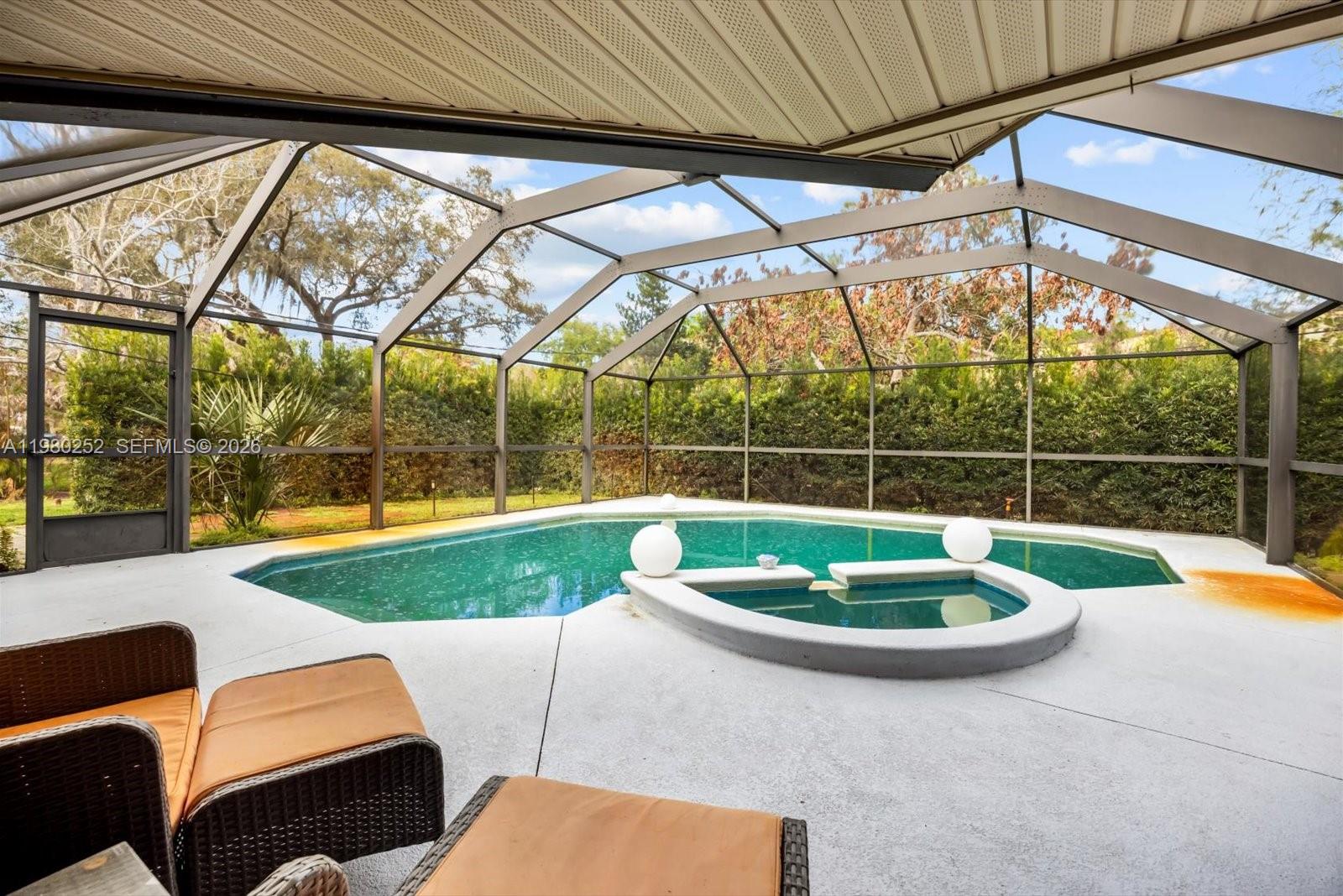 WEST MEADOWS - Residential