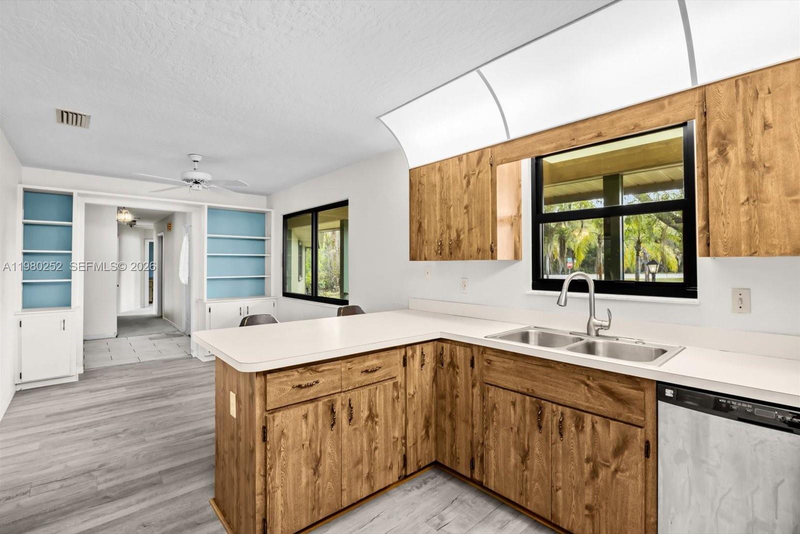 WEST MEADOWS - Residential