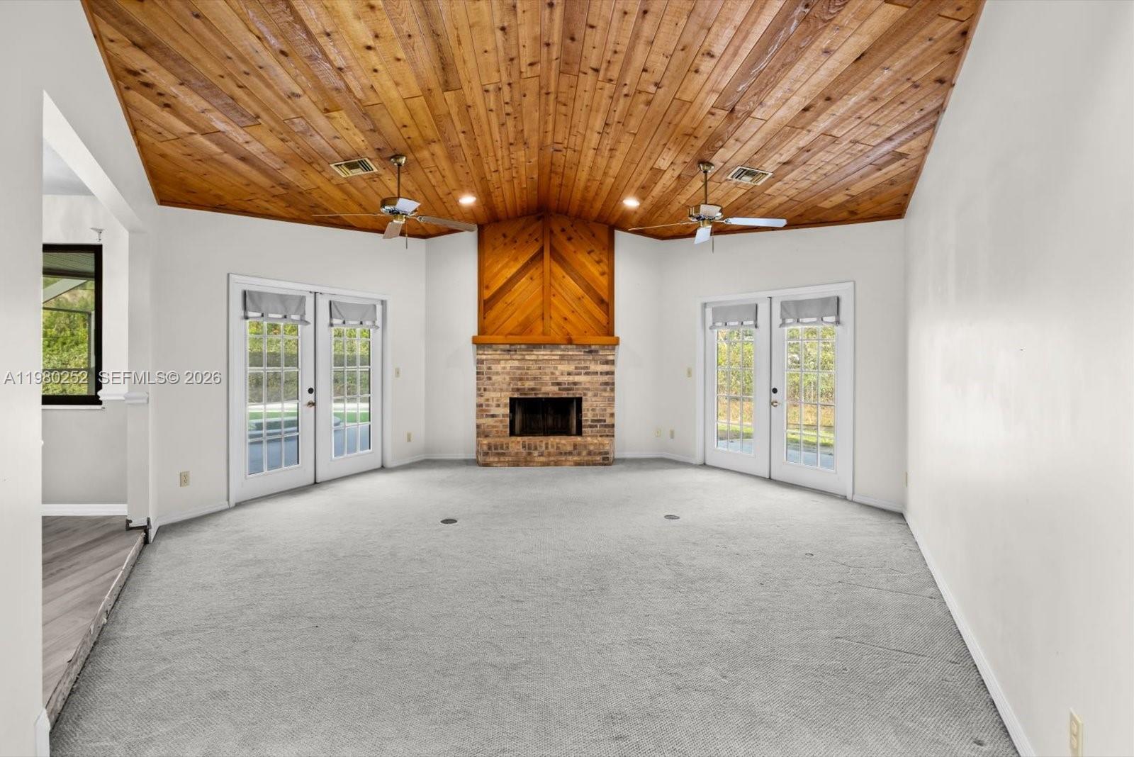 WEST MEADOWS - Residential