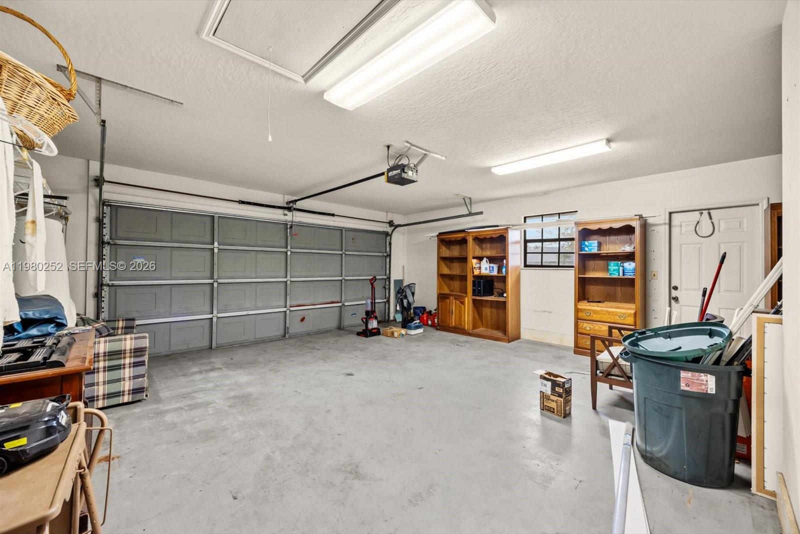 WEST MEADOWS - Residential