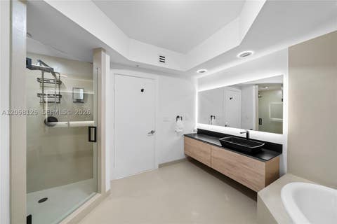 Tiny photo for 3535 S Ocean Dr #1506, Hollywood, FL 33019 (MLS # A12058125)