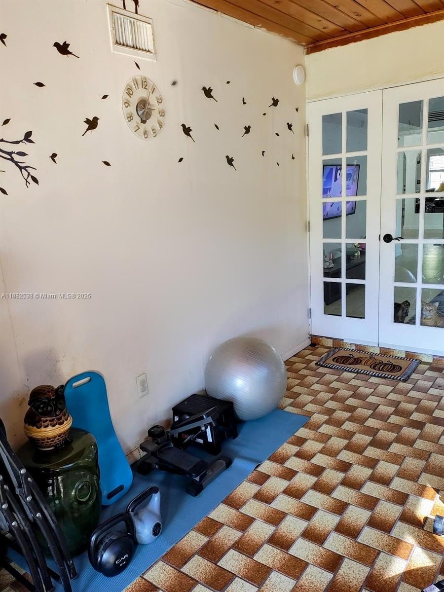 CORAL VILLAS REV - Residential