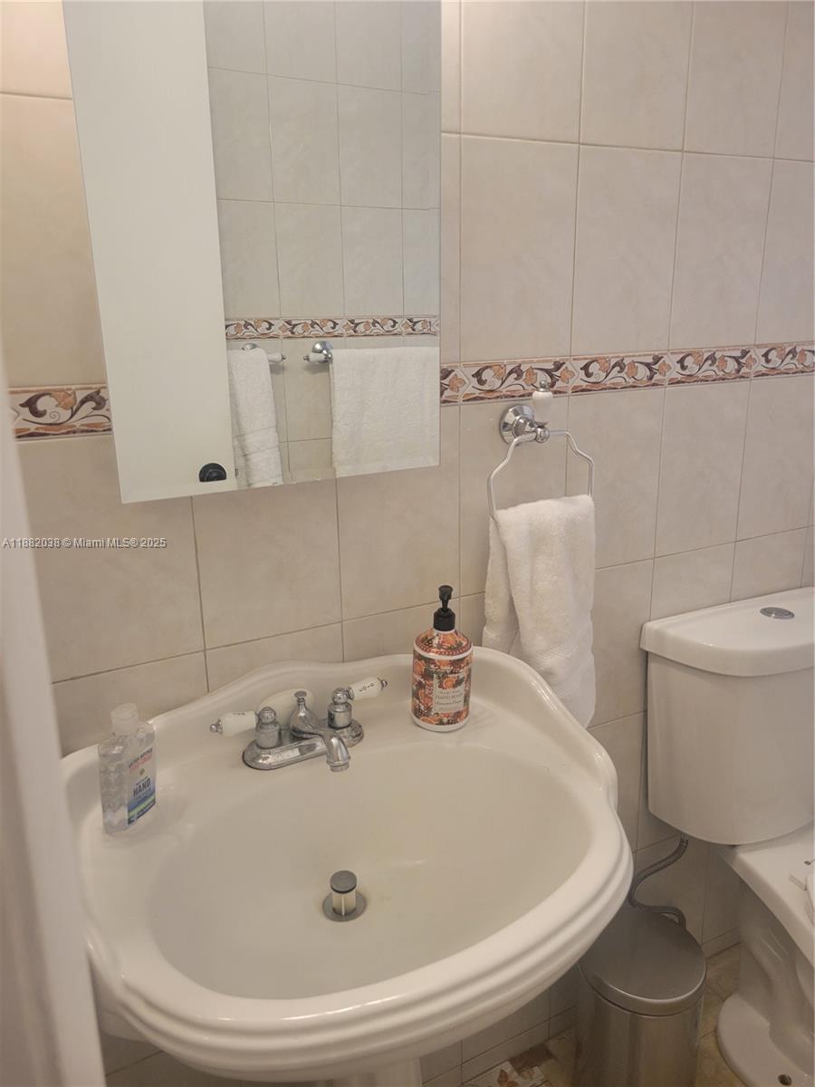 CORAL VILLAS REV - Residential