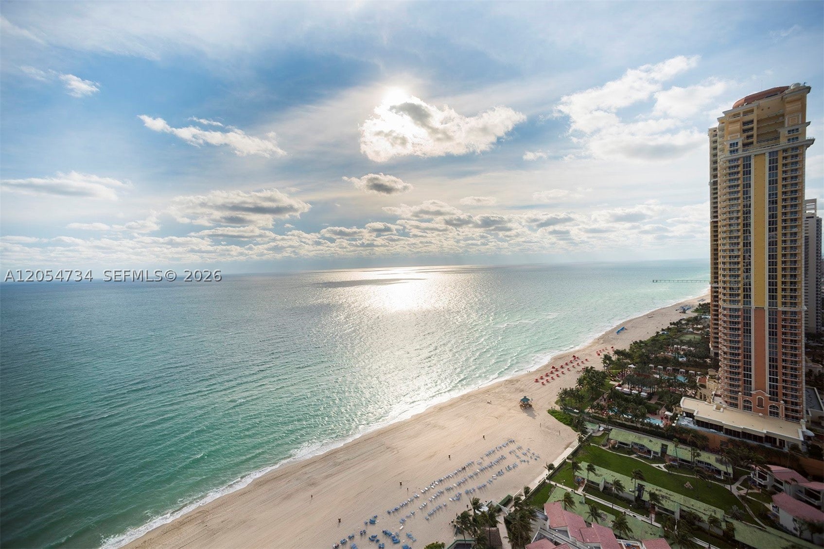 18001 Collins Ave 2711