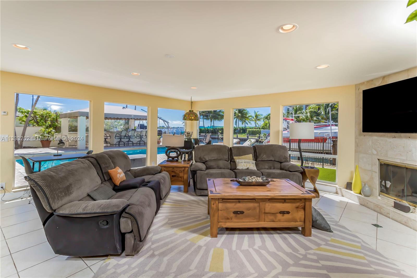 SANS SOUCI ESTATES - Residential