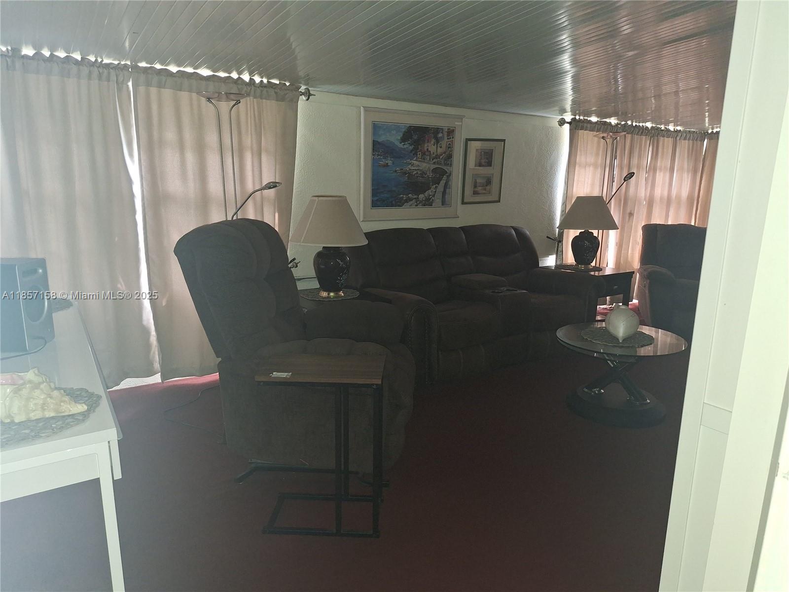 GATEWAY WEST CONDO - Residential