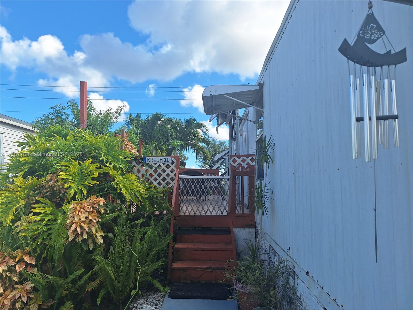 GATEWAY WEST CONDO - Residential