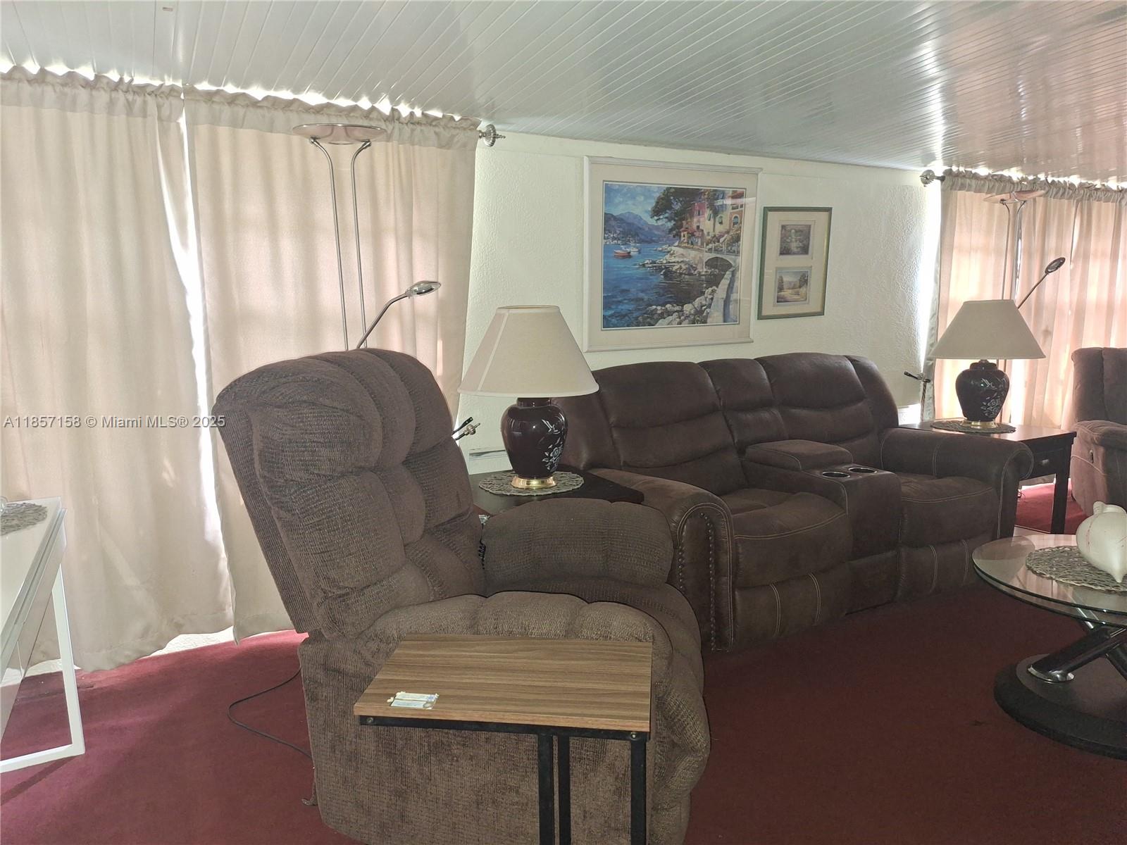 GATEWAY WEST CONDO - Residential