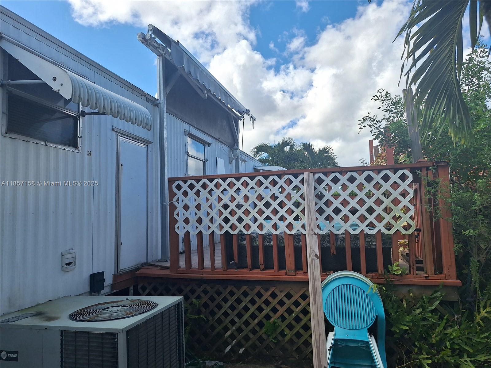 GATEWAY WEST CONDO - Residential