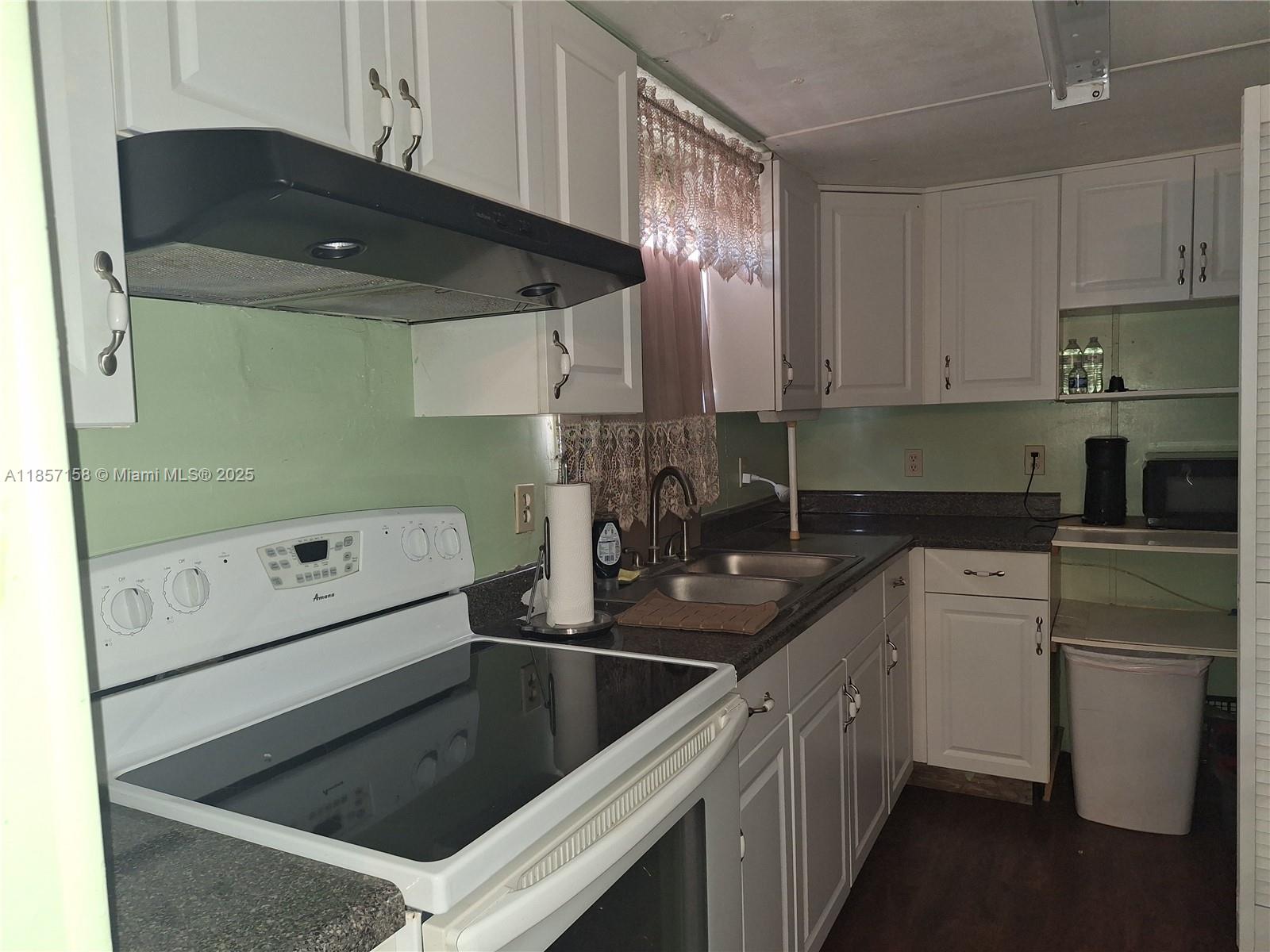 GATEWAY WEST CONDO - Residential