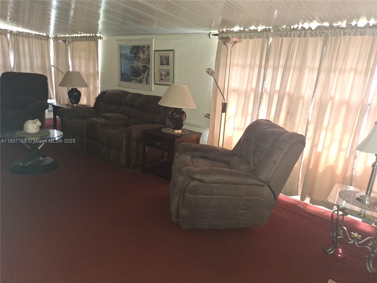 GATEWAY WEST CONDO - Residential