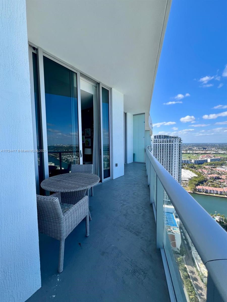 4111 SOUTH OCEAN DRIVE CO - Residential