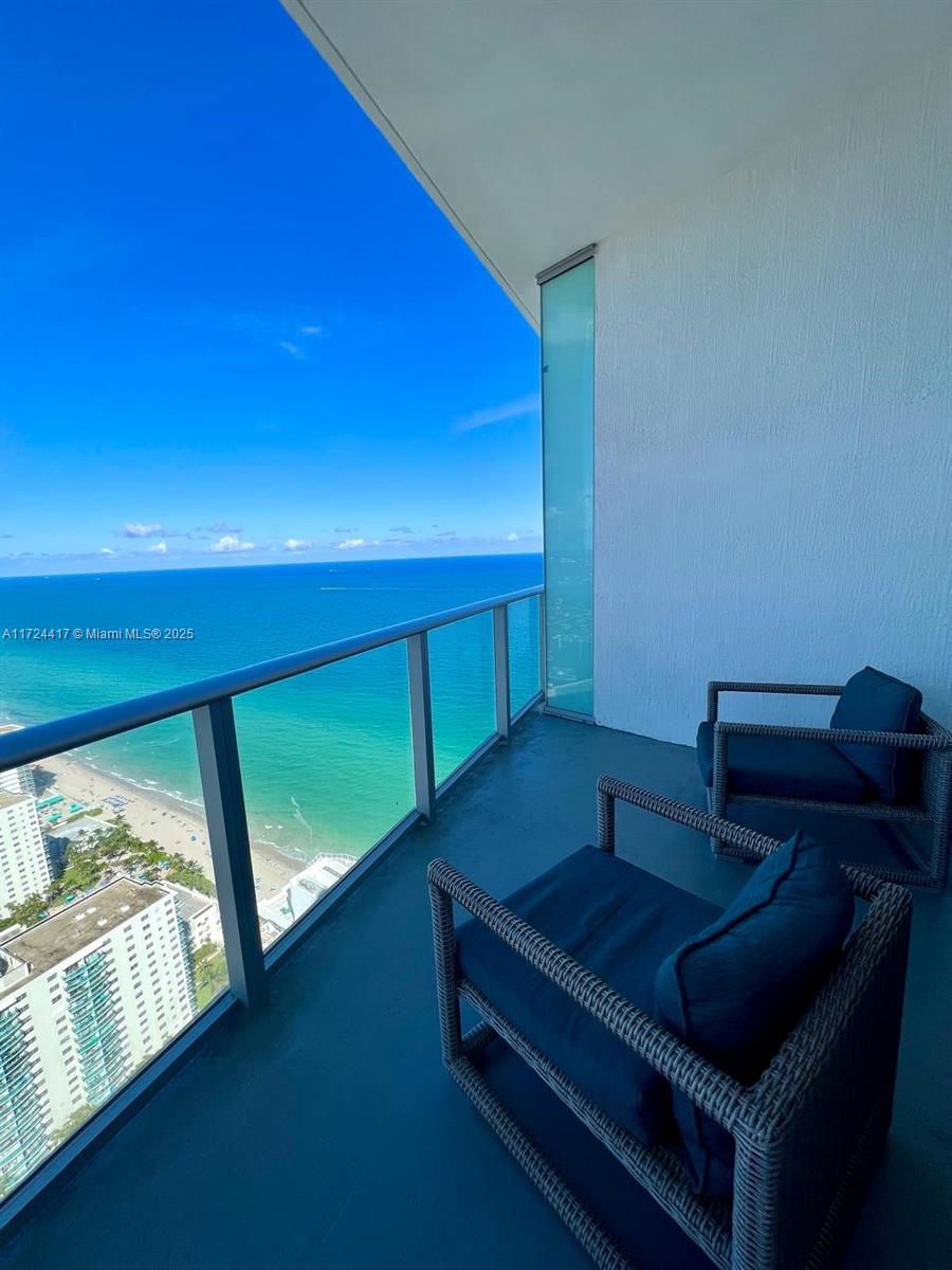 4111 SOUTH OCEAN DRIVE CO - Residential