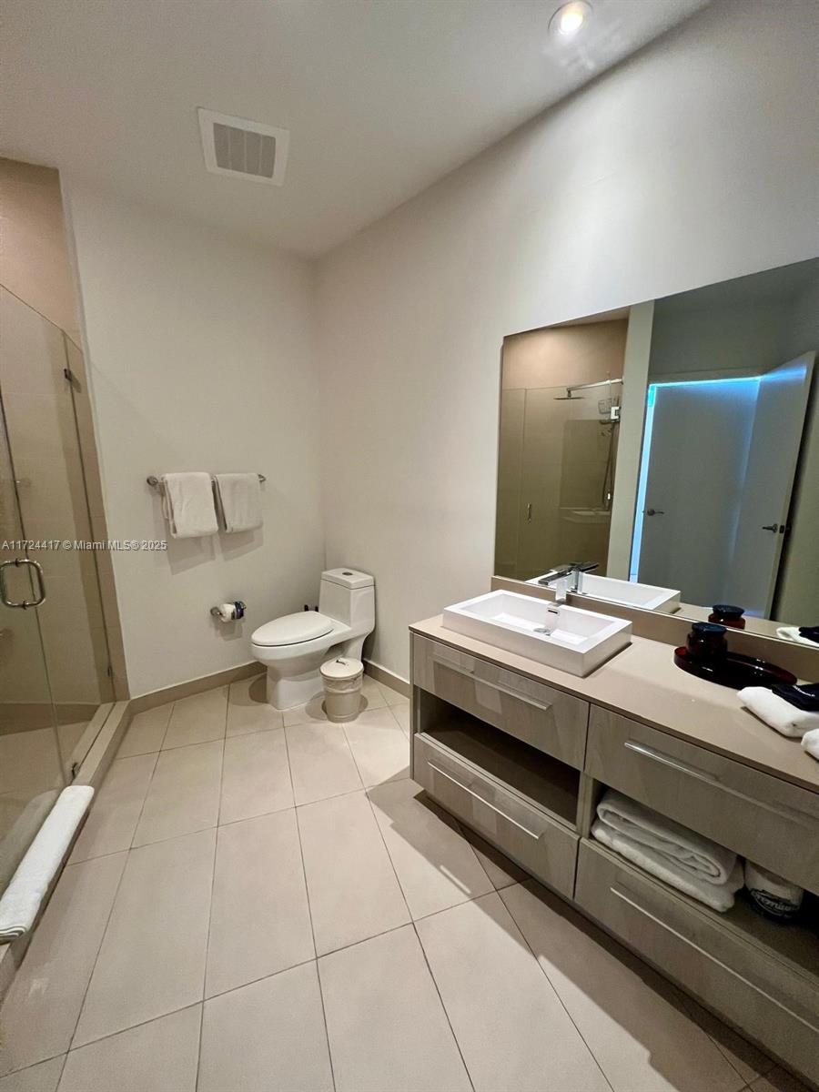 4111 SOUTH OCEAN DRIVE CO - Residential