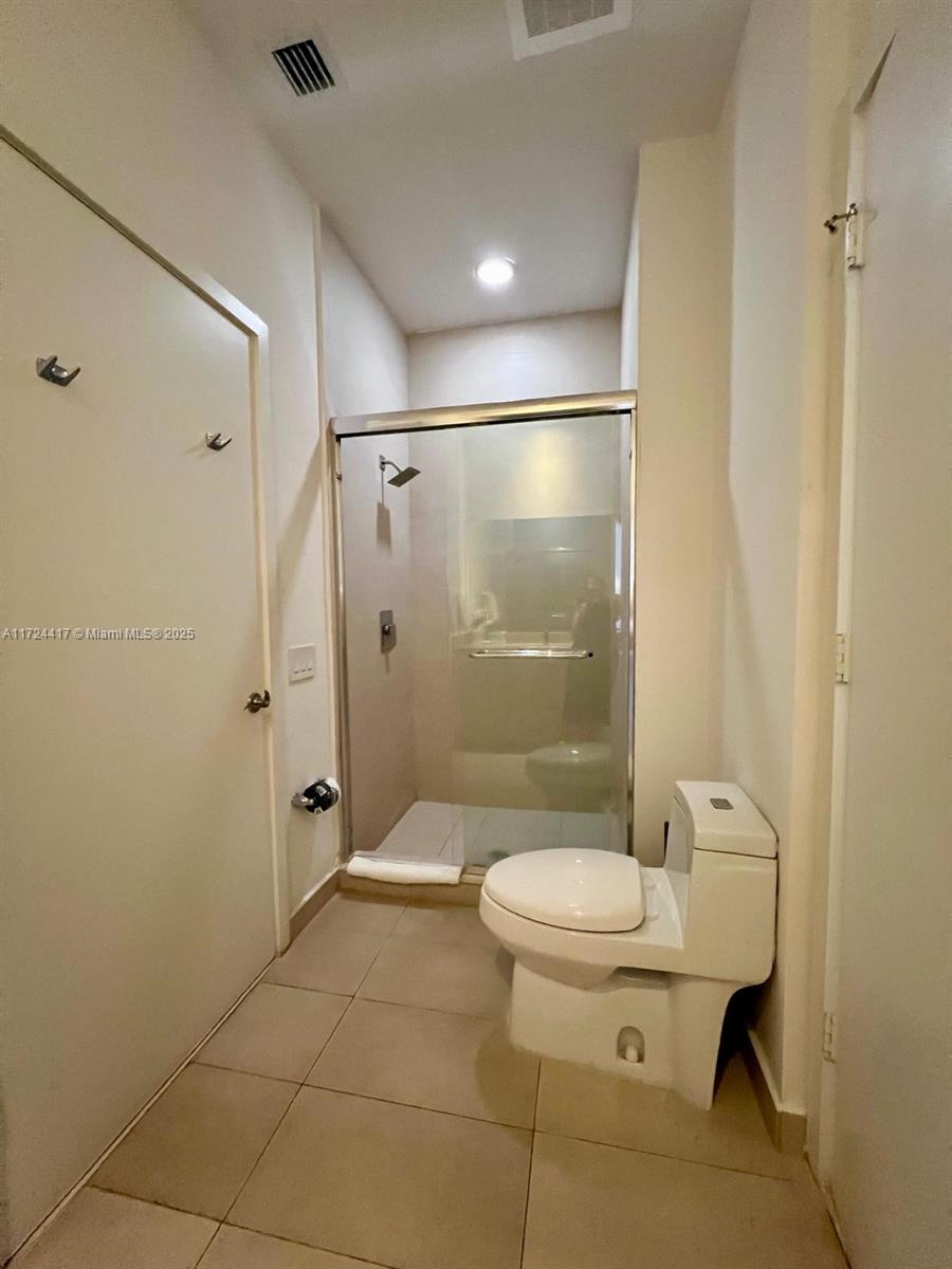 4111 SOUTH OCEAN DRIVE CO - Residential